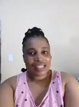 Prettyboobiesx online show from November 25, 8:09 pm