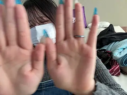 chaco  online show from February 18, 6:01 am