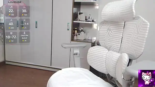 Suzie Wet Cave online show from April 16, 11:10 am