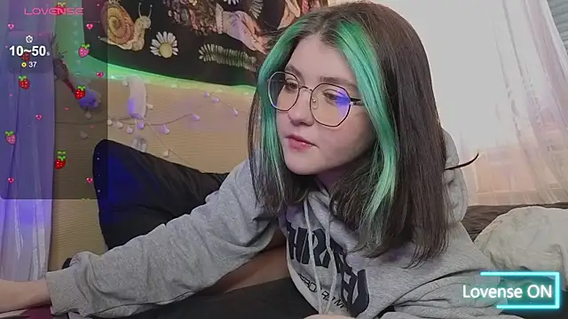 Miko Meow online show from April 20, 3:48 pm