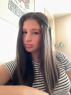 Keri Clark online show from October 4, 8:20 am