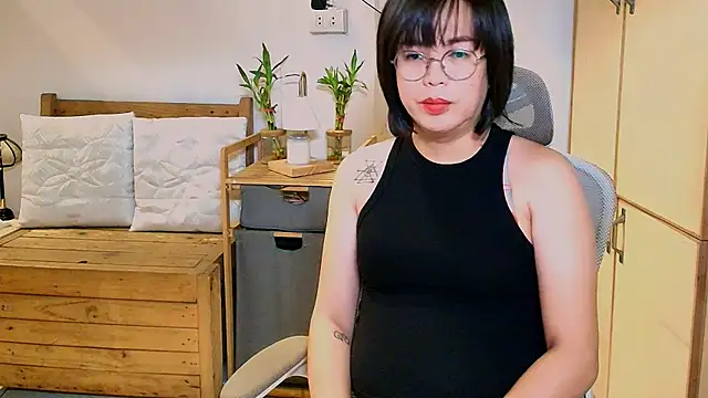 moriliciousxxx online show from May 20, 11:46 pm