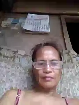 Kristen05 online show from November 22, 7:11 am