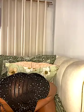 TinaFavourite online show from October 18, 11:28 pm