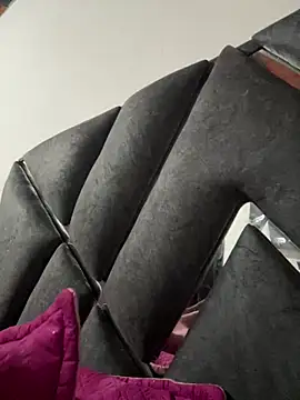 LiaCollings online show from April 20, 11:13 am