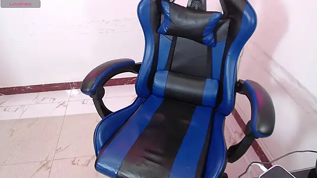 lycoris 19 online show from April 19, 8:11 pm