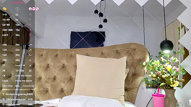 TiffanyWestX online show from September 30, 5:46 am