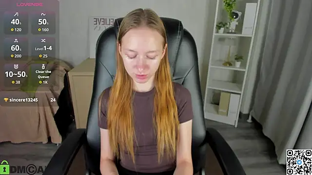 Mia E1fie online show from November 3, 10:08 am