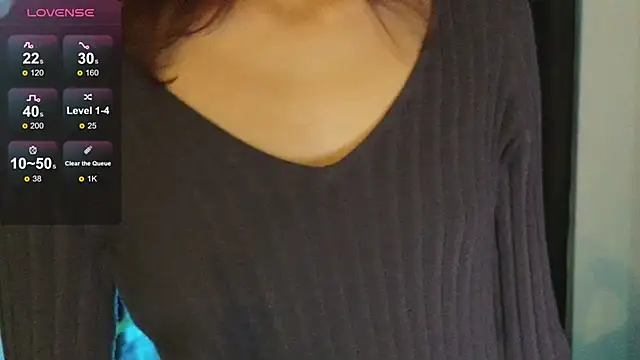 DebiHenks online show from November 9, 5:09 pm