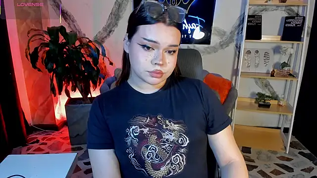 Maxxxine1 online show from December 22, 1:31 am