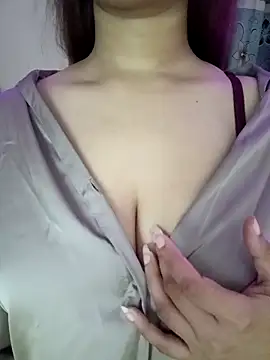 loving candy online show from May 10, 8:22 pm