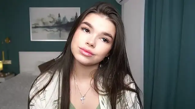 HollisHearl online show from September 24, 7:07 am