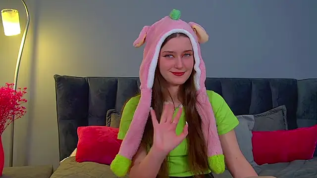 JessicaJewells online show from January 17, 6:21 am