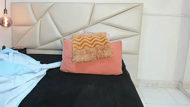 lulukawai16 online show from April 8, 7:16 pm