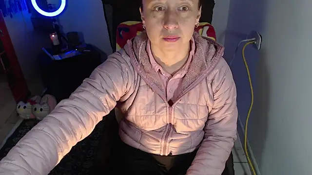 Milf Valeria online show from September 30, 4:01 pm