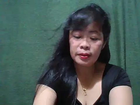 Snapshot of _maria_xx chatting on October 18, 10:29 am maria xx online show from October 18, 10:29 am