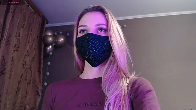 Iris lave online show from November 9, 8:49 pm