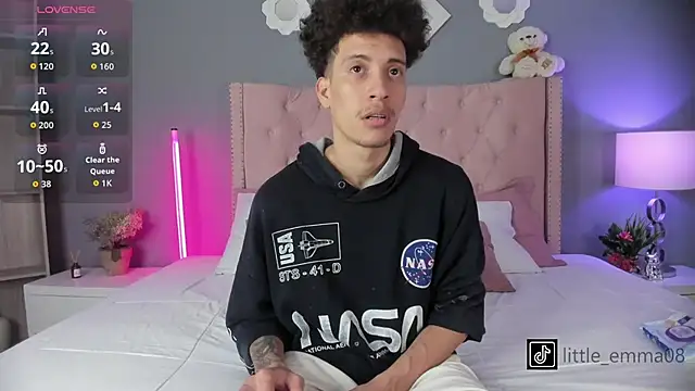 Joe And Emma online show from November 13, 11:15 pm