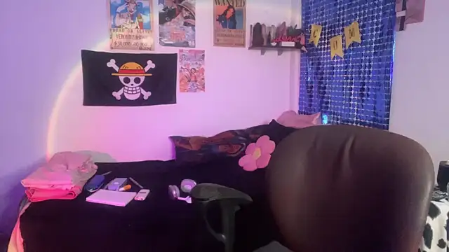 PixelKitty  online show from September 17, 8:18 pm