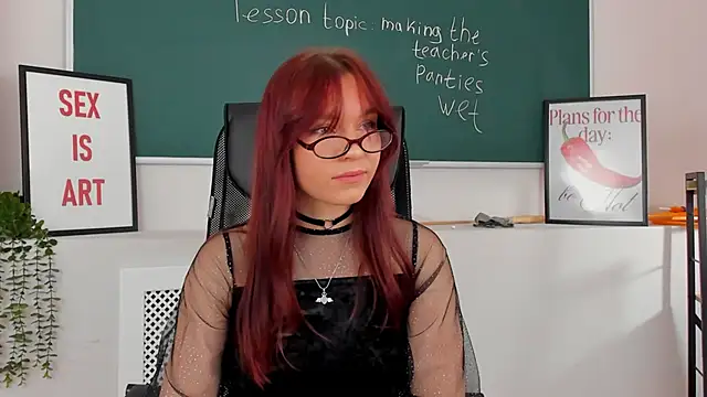 NoraHaynes online show from March 31, 5:40 am