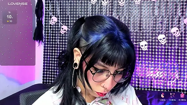 Rose 72 online show from November 29, 9:30 pm