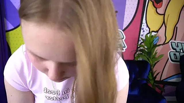 CrystallPaws online show from November 7, 8:14 pm