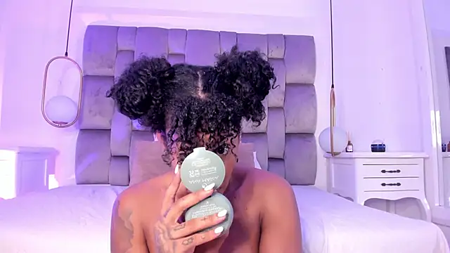 OnlyGia online show from April 25, 4:04 am