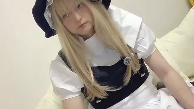 Mia032 online show from April 1, 2:03 pm