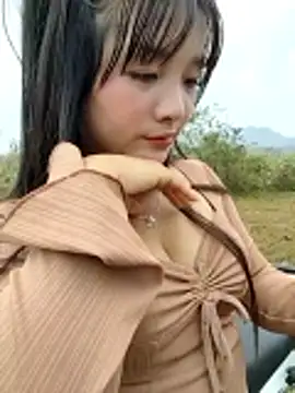 asian 2k online show from December 18, 1:21 am