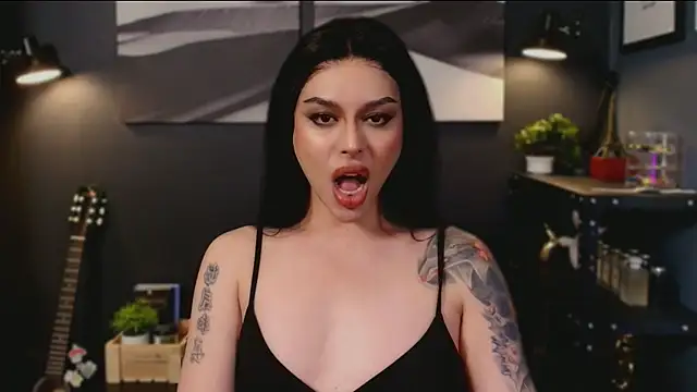 LUNACOCKSLAYER online show from November 15, 2:29 pm