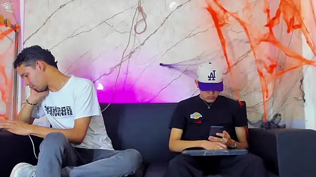 jeremytonner online show from October 19, 4:03 am