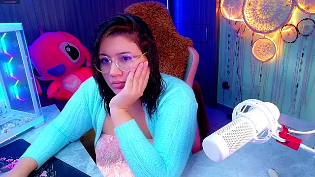 Snapshot of Allison_GAMERS chatting on October 5, 3:28 pm Allison GAMERS online show from October 5, 3:28 pm