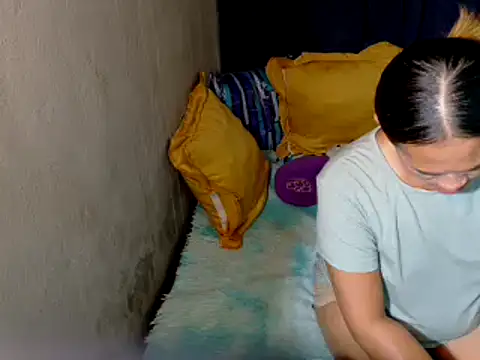 xxloveheart online show from November 3, 9:41 pm