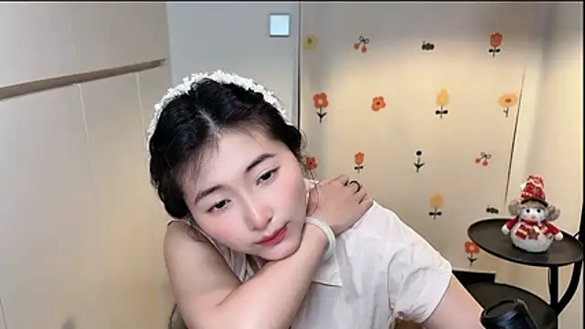 Rosalind xixi online show from April 15, 2:28 pm