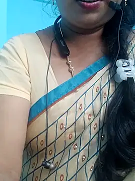 yelmaji91 online show from November 7, 8:09 am