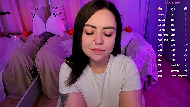 ashton heidii online show from October 26, 12:50 am