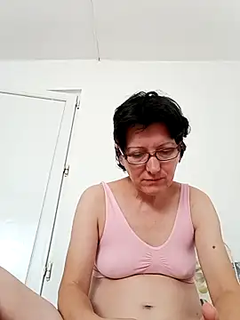 Vera Elle online show from October 20, 10:40 am