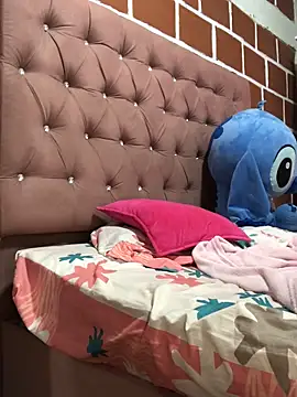 Rachellcooperrr online show from March 19, 12:59 am