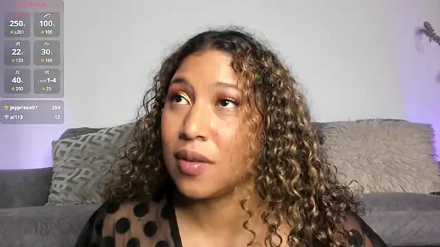 kiut lili online show from October 9, 9:30 pm