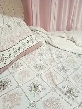 zerdaliii online show from March 30, 8:41 pm