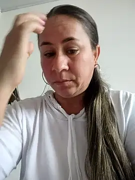 Nala1986 online show from October 14, 3:03 pm