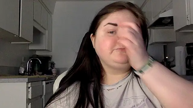 JJbaby1 online show from November 2, 11:30 pm