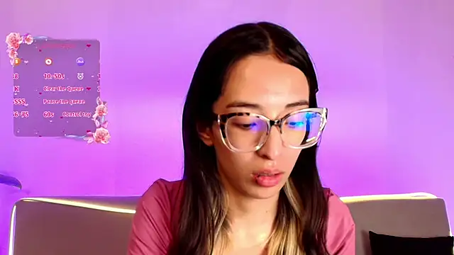 Emilia Bons online show from April 13, 2:40 pm