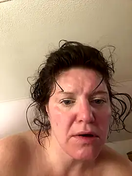 lisamarie4385 online show from November 7, 6:35 pm