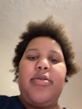 chocolate bella online show from November 26, 7:15 pm