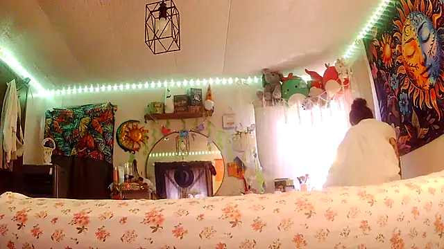 gypsyadventures1 online show from September 19, 6:29 pm