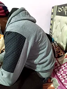 Love-pari077 online show from December 4, 12:57 am