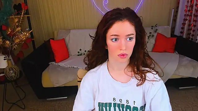 ChristinaConteeree online show from March 8, 3:10 am