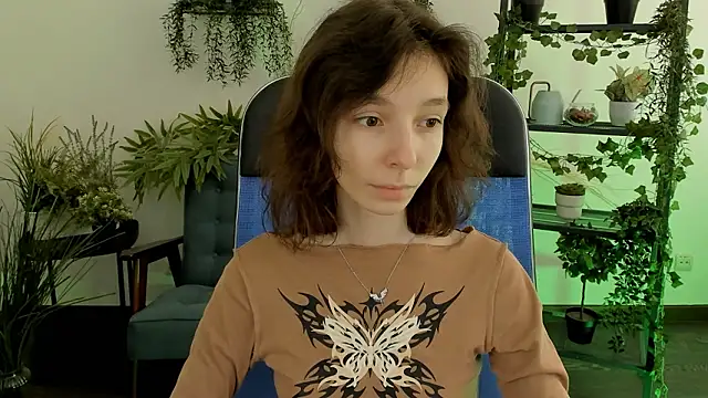 EmmanuellBrown online show from February 9, 7:10 am