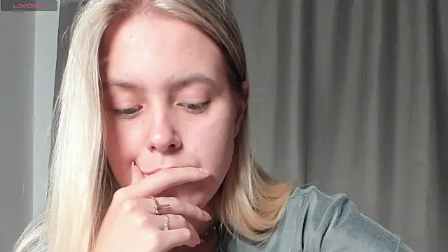 Snapshot of AngelAnty chatting on September 15, 4:47 pm AngelAnty online show from September 15, 4:47 pm